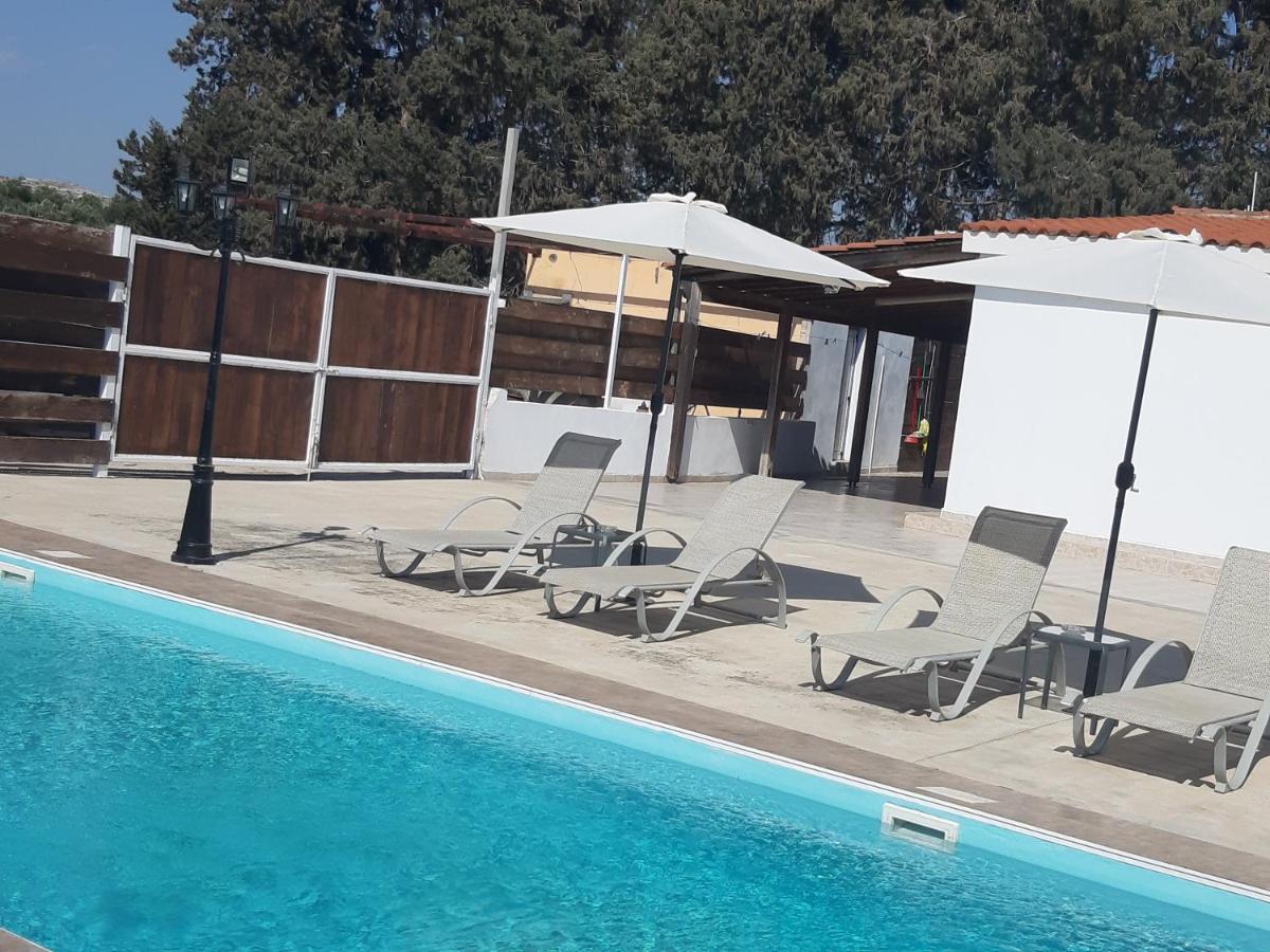 Sunset Villa Paphos Bagian luar foto